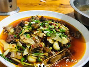 Yang Wan Restaurant (Baicheng Branch Road)
