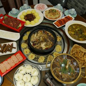Tujia Mountain Delicacies (Rongchang Store)
