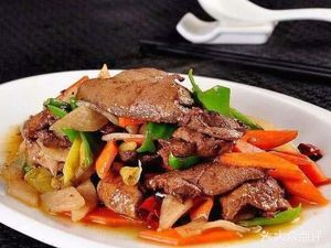 Gathering Earth Cuisine (Baoyi · Lijing Ziyuan III Branch)