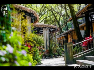 Jiucheng Shiwei Garden Restaurant · Sanshikou Tofu Fish
