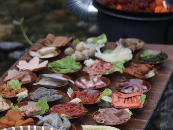 Yang Chuan Farmhouse · Riverside BBQ Hot Pot