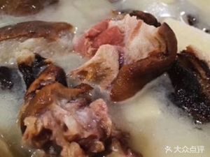 Meiyuan Songlin Huajiao Chicken (Tieshanping Branch)