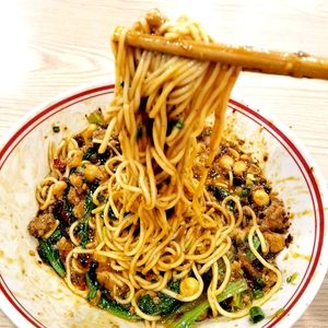 Xiong Zeng Zeng Noodle Shop