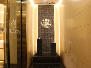 Chen Shi Yue Xiang Yan Jiang Jing Chuan Yue Rong Hua Cai Restaurant