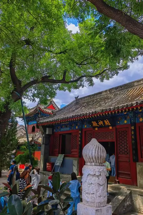 Baiyun Guan