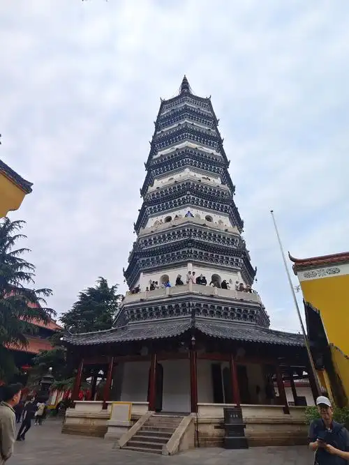 Yíngjiāng Sì