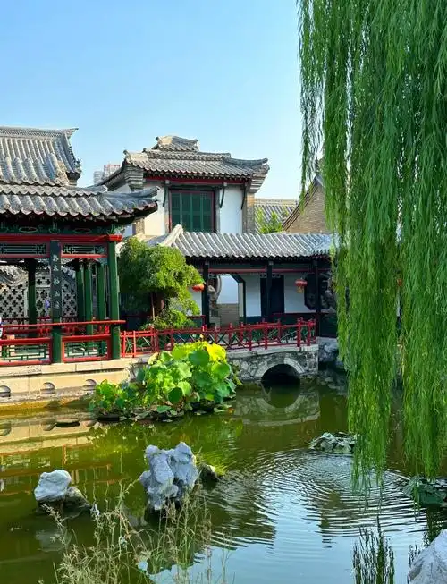 Shihu Yuan