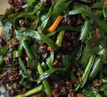 Leek and Snail Meat