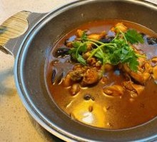 砂锅牛蛙煲