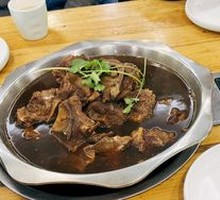 Family Feast Pot
