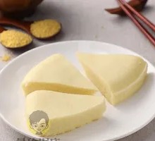 Milk-flavored Millet Cake