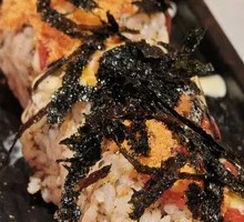 Seaweed and Pork Floss Rice Ball