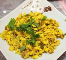 Stir-Fried Eggs