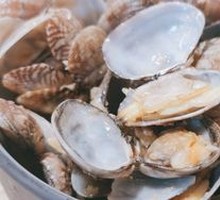 Garlic Steamed Clams