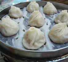 Soup-filled Steamed Buns