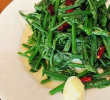 Stir-fried Loofah Tips