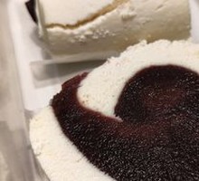 Lucky Milk Roll