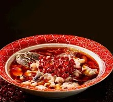 Sichuan-style boiled snakehead fish with bamboo shoots