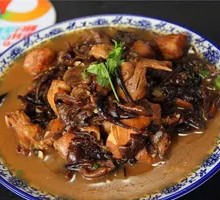 Chicken Stewed with Mushrooms