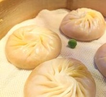 Steamed Pork and Crab Roe Dumplings