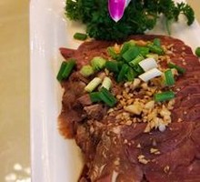 Sauce-Flavored Beef