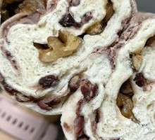 Red Bean Roll