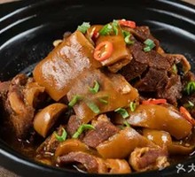 Pig Trotter Stew