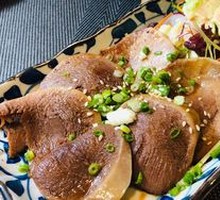 Garlic Beef Tongue