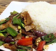 Spicy Pork Stir-fry Rice Bowl