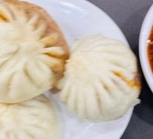Trendy Beef Buns