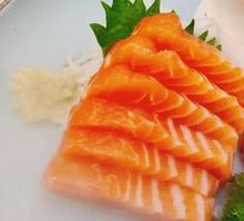 Norwegian Air-Freighted Salmon Sashimi