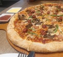 Angus Shredded Beef Penne Pizza