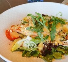 Salmon Quinoa Salad