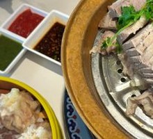 Hand-held Lamb Ribs