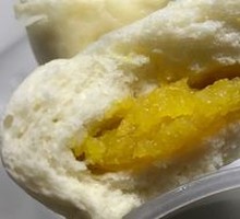 Cream-filled Bun