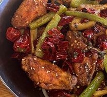 Spicy Chicken Wings Hot Pot