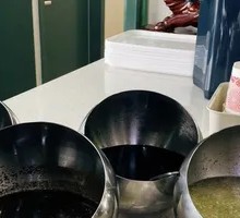 Condiment Station