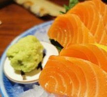 Thick-cut Salmon