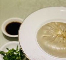 Crab Roe Bun