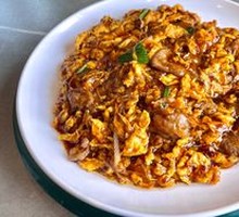 Sour Stir-Fried Egg with Wood Ear Mushrooms