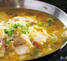 Sour Cabbage with Pork