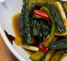 Sesame Oil Pickled Cucumber