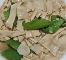 Tofu Skin with Green Chili