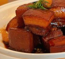 Braised Pork in Wine Sauce