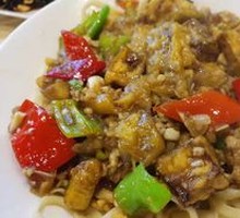Eggplant and minced meat noodles
