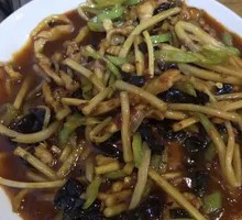 Fish-Flavored Shredded Pork