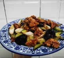 Pan-Fried Pork with Vegetables