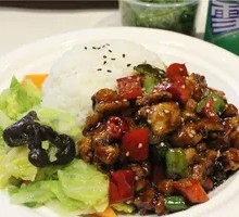 Stir-Fried Chicken with Sauce