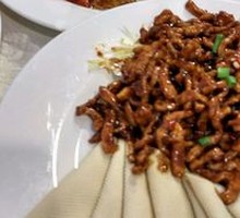 Beijing-style Shredded Pork in Soy Sauce