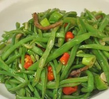 Spicy Stir-Fried String Beans